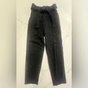 Express Black High-waist Ankle Cropped Pants with Tie-Waist s.2